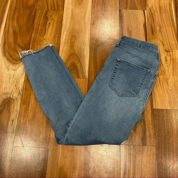 Free People Distressed Skinny Jeans Sz 29​​ - Picture 7 of 11